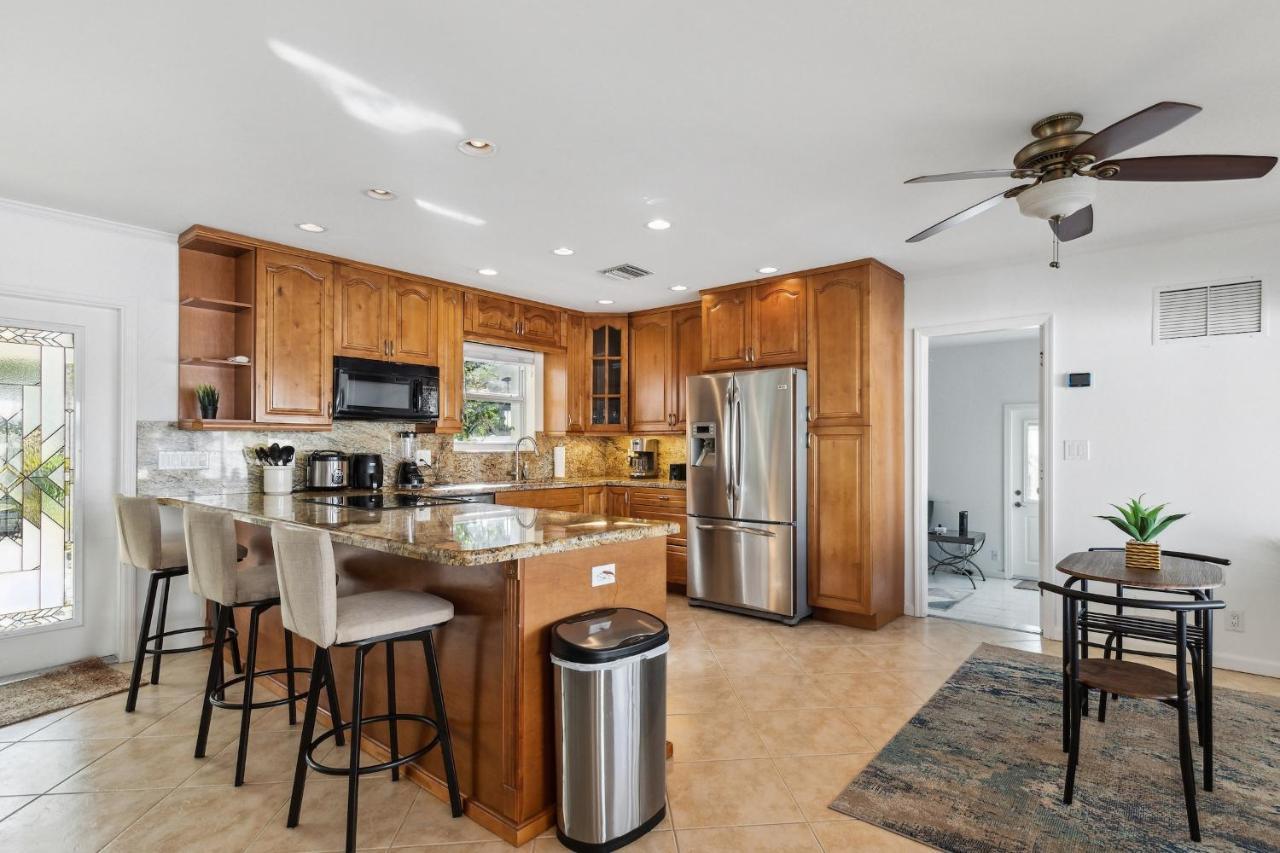 Chic Fort Lauderdale House With Private Pool Εξωτερικό φωτογραφία